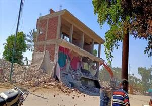 الجيزة: إزالة 5 تعديات على أملاك الدولة بالعياط