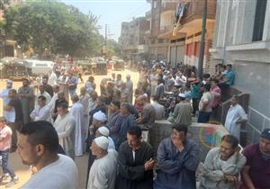 فيديو.. شاهد لحظة تشييع جثامين 3 مصريين من ضحايا تفجير بيروت في الغربية