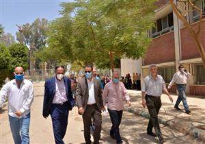 25 صورة ترصد أول يوم لـ"اختبارات قدرات طلاب الثانوي" في جامعة أسيوط