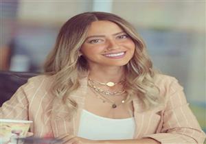 "ولا كأني برقص مكارينا".. هند عبد الحليم تنشر صورة على شاطئ البحر