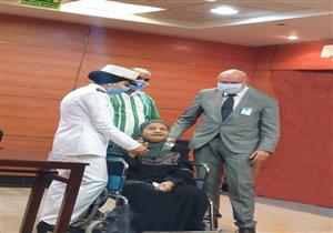 تعاني من ورم سرطاني بالفك.. "الشكاوى الحكومية" تستجيب لطلب مسنة بشأن بطاقتها الشخصية