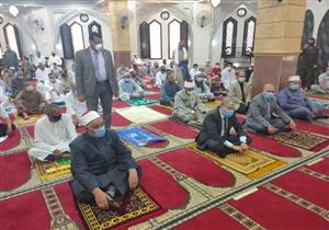 صور.. محافظ المنيا يفتتح مسجد النصر في قرية العوايسة بسمالوط