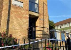 مقتل رجل طعنا داخل شقته شمال غربي لندن 