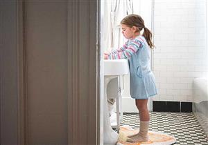 طفلكِ يعاني من كثرة التبول؟.. 5 أمراض قد تكون السبب (صور)