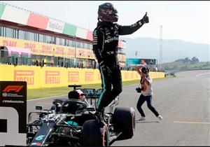 بعد موسم محبط.. مرسيدس تبحث إعادة سيارتها القديمة لحلبات فورمولا-1