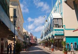 ما هي جزيرة باربادوس التي قررت عزل إليزابيث الثانية ملكة بريطانيا ؟