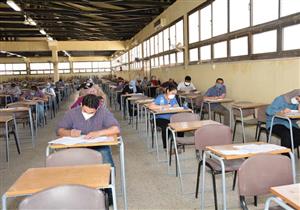 "لكل حدث حديث".. التعليم العالي: الامتحان حضوري لطلبة الجامعات وليس إلكترونيًا