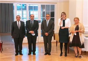 وزير السياحة والآثار يلتقي نائب رئيس الأكاديمية البولندية لتعزيز التعاون العلمي