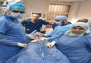 مستشفى بنها عن العثور على محمول ببطن مريض: البطارية كان ممكن تنفجر.. وشقيقه: حالته مستقرة