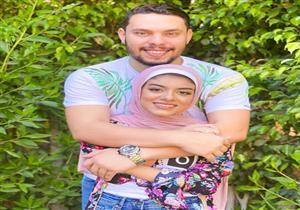 أحمد حسن ينشر صورًا رفقة زوجته زينب بعد الحجاب :"بداية جديدة"