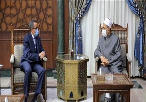 الطيب يعلن استعداد الأزهر لزيادة المنح الدراسية لطلاب البوسنة 