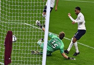 السيتي يكتسح بيرنلي بثلاثية ويواصل الدفاع عن لقب كأس كاراباو