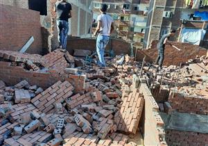 صور.. إزالة طوابق مخالفة في 4 عقارات بالإسكندرية 