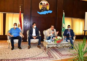 محافظ الفيوم: مراجعة ورصد مخالفات المباني في كافة القرى خلال 5 أيام