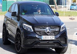 فاخرة و خارقة.. سيارات الأرجنتيني ليونيل ميسي لا تقل فخامة عن أهدافه