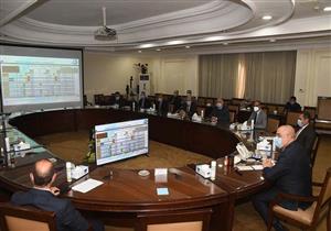 وزير الإسكان يتابع تنفيذ الخطة الاستراتيجية للتوسع في محطات تحلية مياه البحر