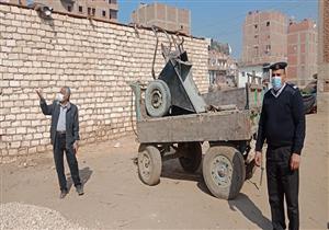 بالصور.. إيقاف 4 حالات بناء مخالف ومصادرة المعدات في سوهاج