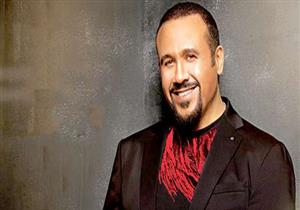 تجمعه للمرة الثالثة مع أمير طعيمة.. هشام عباس يطرح: "هتمعل إيه‬"