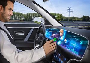  شركات السيارات تقتحم عالم "التكنولوجيا" بأفخم الشاشات فى العالم