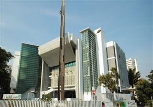 سنغافورة تعتقل مراهقا خطط لهجوم بالساطور على مسجدين 