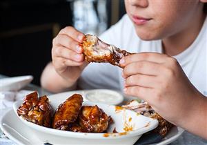 لمحبي الدجاج.. هذا ما يحدث بجسمك عند تناوله يوميًا