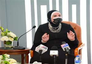 وزيرة الصناعة تستعرض محاور قانون تنمية المشروعات