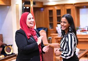 فتاة تتقلد منصب وزيرة التضامن الاجتماعي بمناسبة اليوم العالمي للفتاة