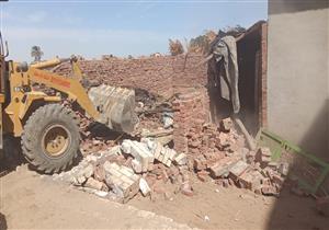 الجيزة تزيل 31 حالة تعديات على حرم النيل وأراضي زراعية في 4 مناطق