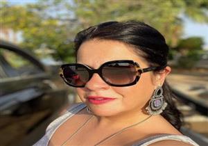 تعرض ابنة إنجي وجدان لكسر في اليد (صورة)