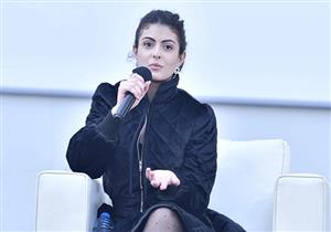 بطلة فيلم "أميرة" تتألق على ريد كاربت الجونة بإطلالة ساحرة