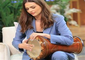 الخميس المقبل.. هنادي مهنا ضيفة برنامج "معكم منى الشاذلي"