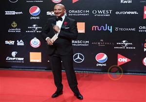 مهرجان الجونة.. الصور الأولى من على السجادة الحمراء لحفل الختام