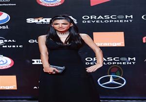 هدى المفتي وإلهام عبدالبديع يتألقن على السجادة الحمراء بختام مهرجان الجونة (صور)