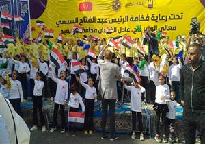 صور.. تطوير منطقة فاطمة الزهراء في بورسعيد وتسليم 13 محل للأسر الأكثر احتياجًا