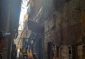 إصابة ربة منزل وطفلة خلال حريق منزل في بني سويف 