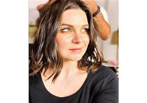 يسرا اللوزي تعد جمهورها بجائزة.. لهذا السبب