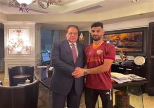  رسميًا.. سيراميكا يتعاقد مع الفلسطيني مصعب البطاط