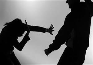 شاب يتهم والديه بالاعتداء عليه وزوجته بالضرب في قنا.. والمحكمة تبرئ الأم