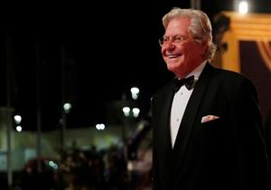 تكريم حسين فهمي بـ"إنجاز العمر" من مهرجان الأقصر السينمائي 