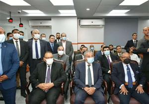 بالصور.. وزير التموين يفتتح المكتب النموذجي لخدمات وزارة التموين والتجارة الداخلية بالشرقية