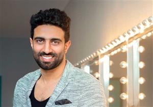 مصطفى جاد يطرح "في عينيكي نور" ويهديها لزوجته كارمن سليمان 