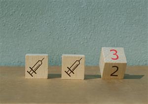 الجرعة الثالثة من لقاح كورونا.. "الصحة" تكشف شروط الحصول عليها