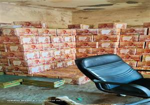 بها حشرات.. ضبط 3.5 طن "خل وطحينة" في البحيرة 