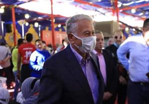 حسن حمدي يدلي بصوته في انتخابات الأهلي