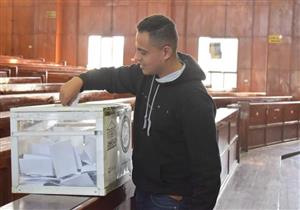 صور.. انطلاق الجولة الأولى لانتخابات الاتحادات الطلابية في جامعة بني سويف 