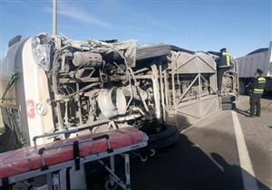 إصابة 14 عاملا في انقلاب أتوبيس ببني سويف