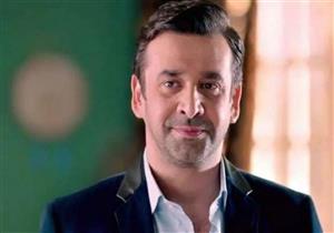 كريم عبد العزيز.. أصيب بـ 8 جلطات رئوية وتزوج ابنة سياسي سابق ووالده مخرج شهير