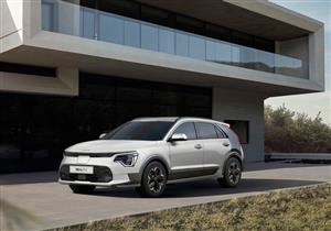 كيا تكشف عن سيارتها Niro الجديدة المصنعة من ورق حائط وأشجار الكافور.. صور