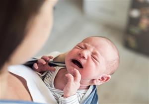 المغص يمنع رضيعِك من النوم؟.. 5 طرق طبيعية قد تعالجه