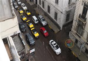 بالفيديو والصور- بشائر الفيضة الصغرى تهل على الإسكندرية..  أمطار غزيرة في "عروس المتوسط"